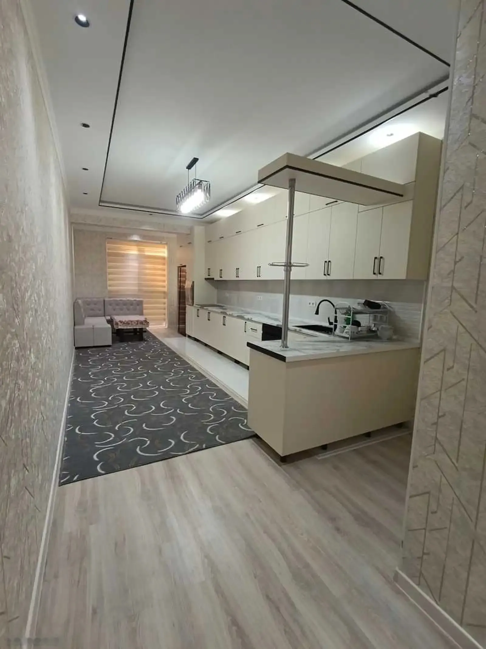 3-комн. квартира, 4 этаж, 135м², дом печати