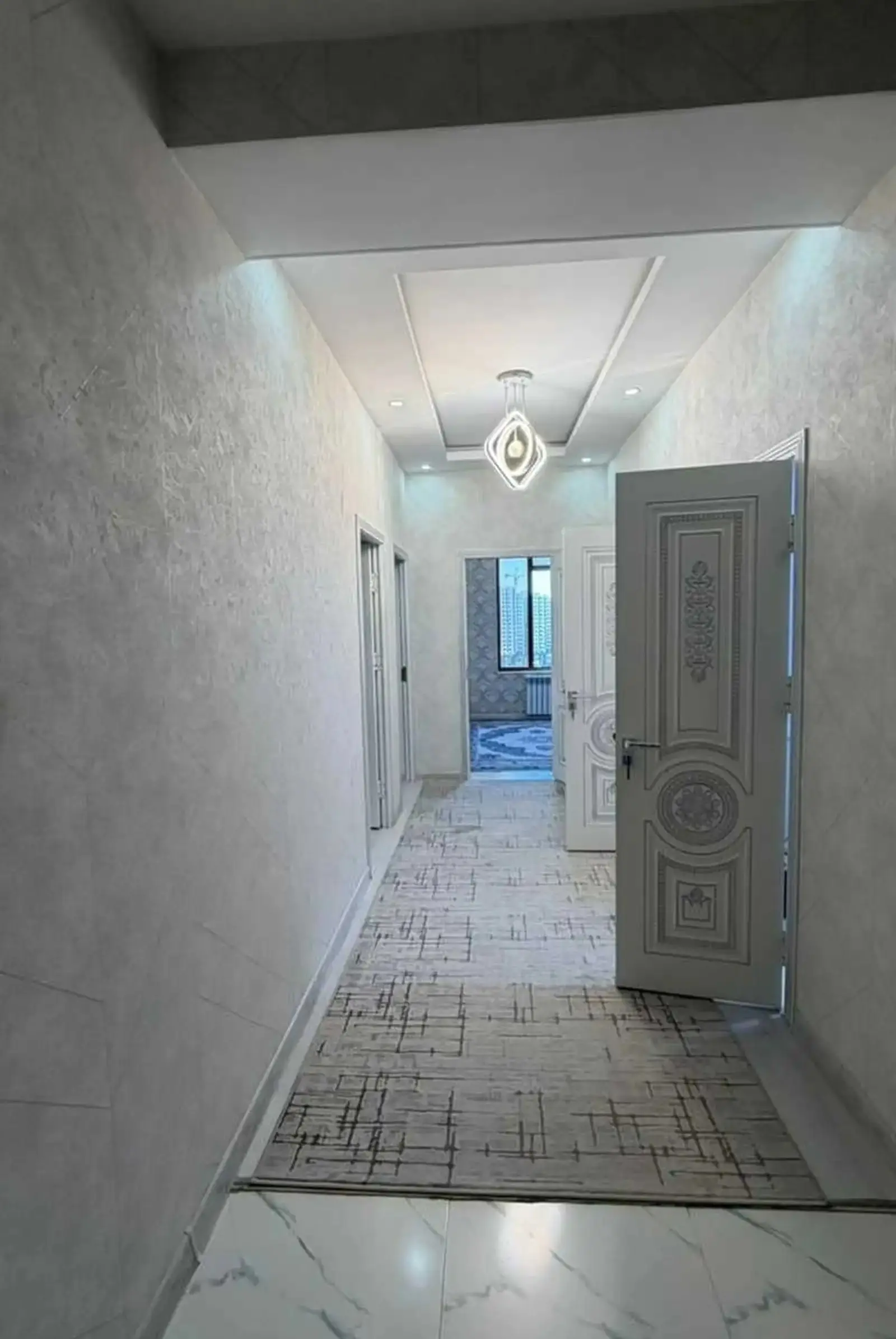 2-комн. квартира, 12 этаж, 79м², южный