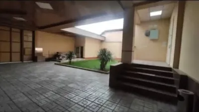 2-этажный, 13 комнатный дом, 480 м², Сомони