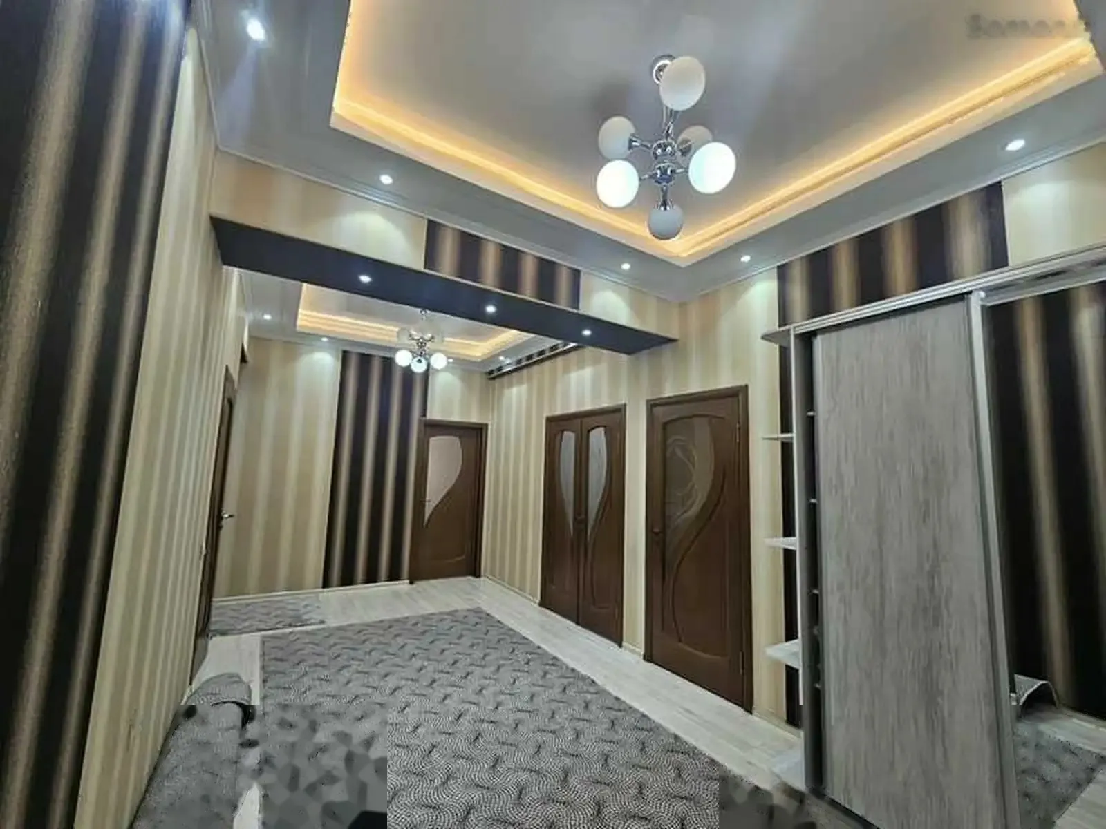 3-комн. квартира, 7 этаж, 125м², Цум, Дом-Арка, И.Сомони