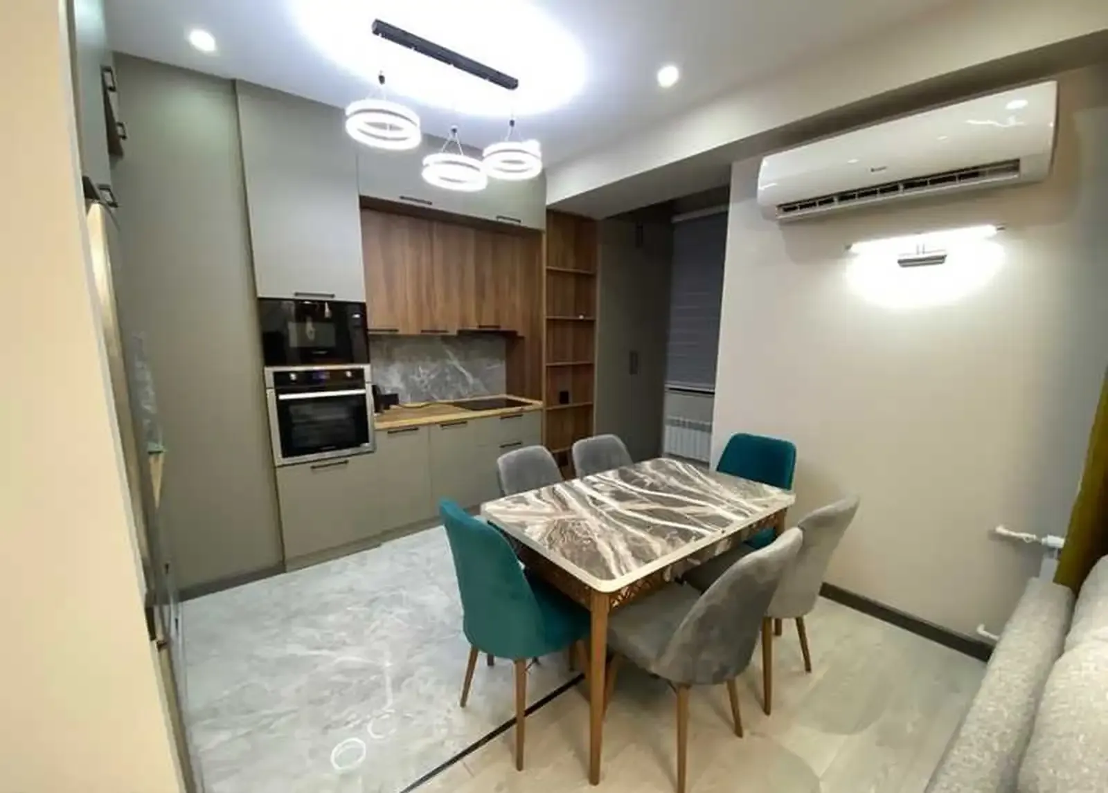 2-комн. квартира, 16 этаж, 78м², Доми Бустон сити