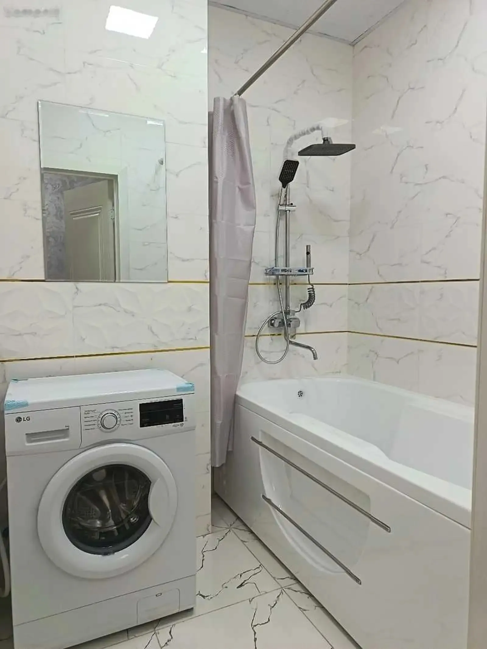 2-комн. квартира, 21 этаж, 92м², ориентир Hilton