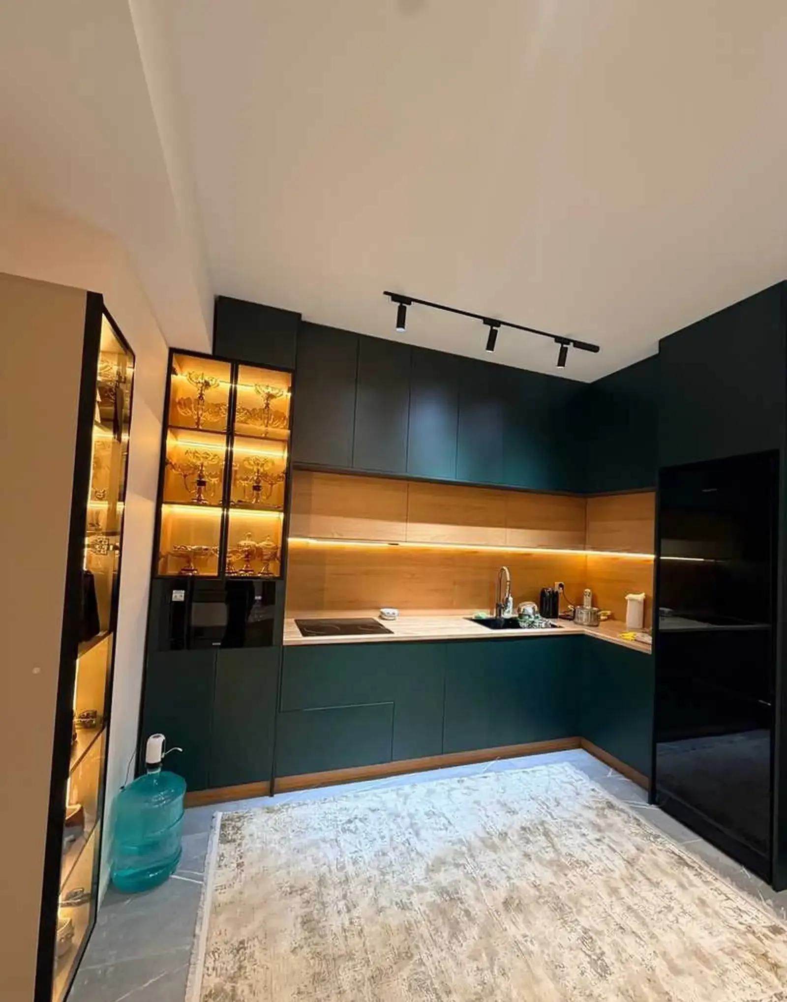 3-комн. квартира, 22 этаж, 95м², Альфемо