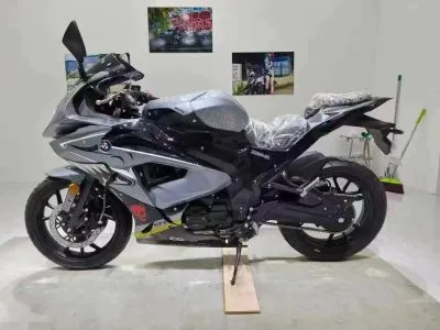 Мотоцикл BMW 250RR