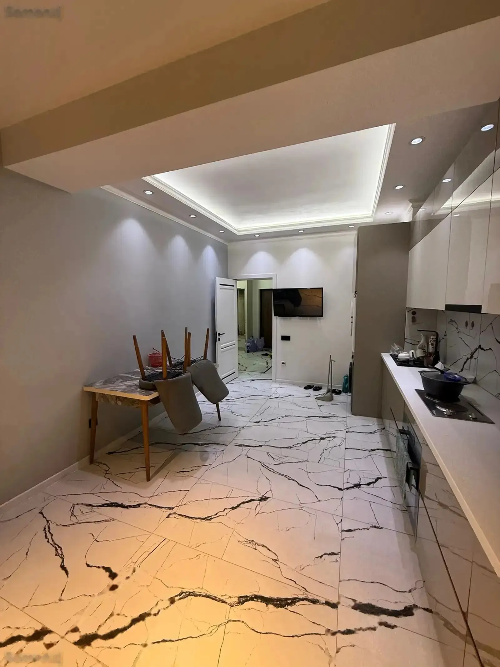 2-комн. квартира, 10 этаж, 96м², Овир