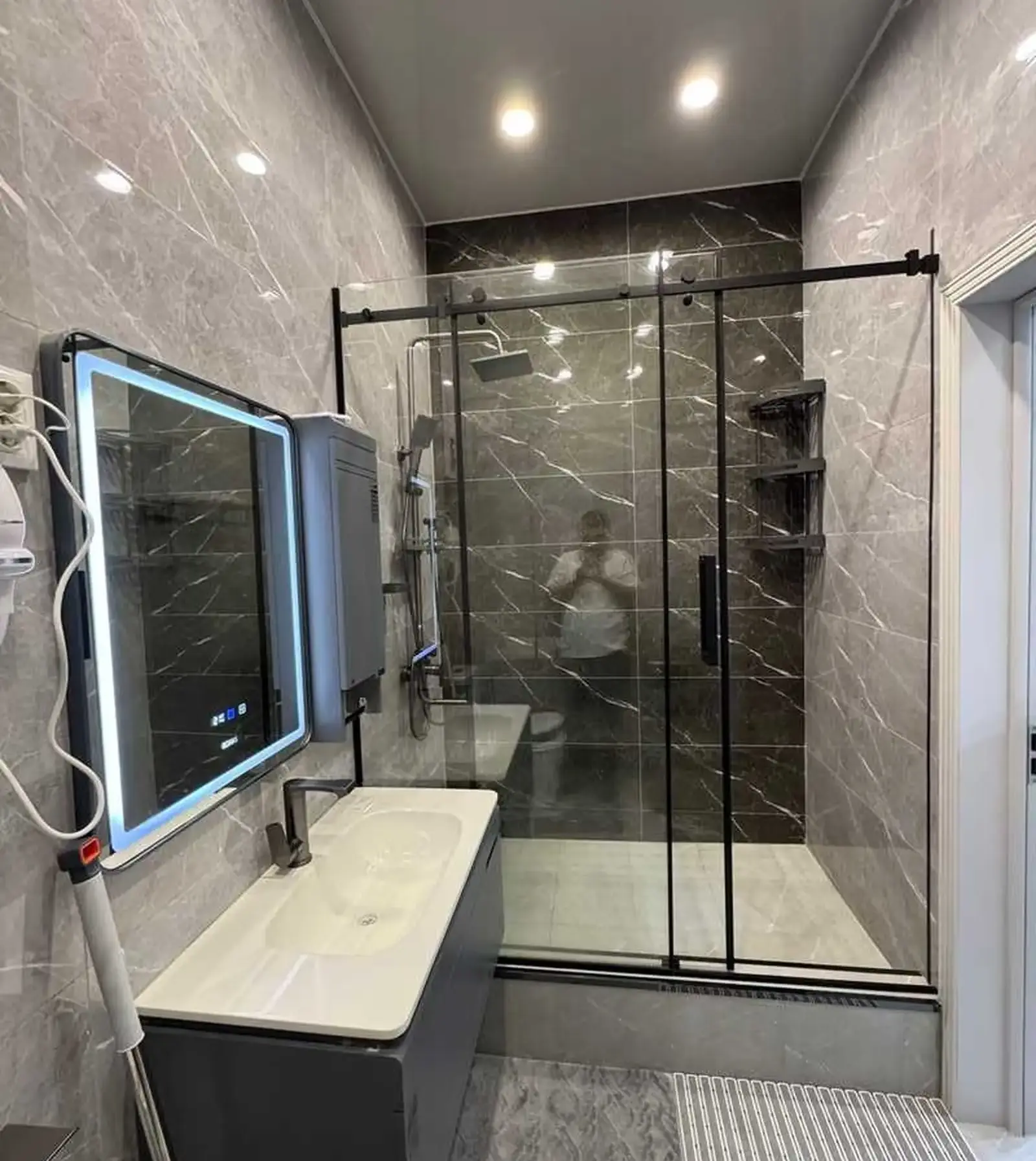 2-комн. квартира, 4 этаж, 55м², шохмансур Айни