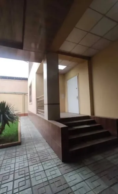 2-этажный, 13 комнатный дом, 480 м², И. Сомони