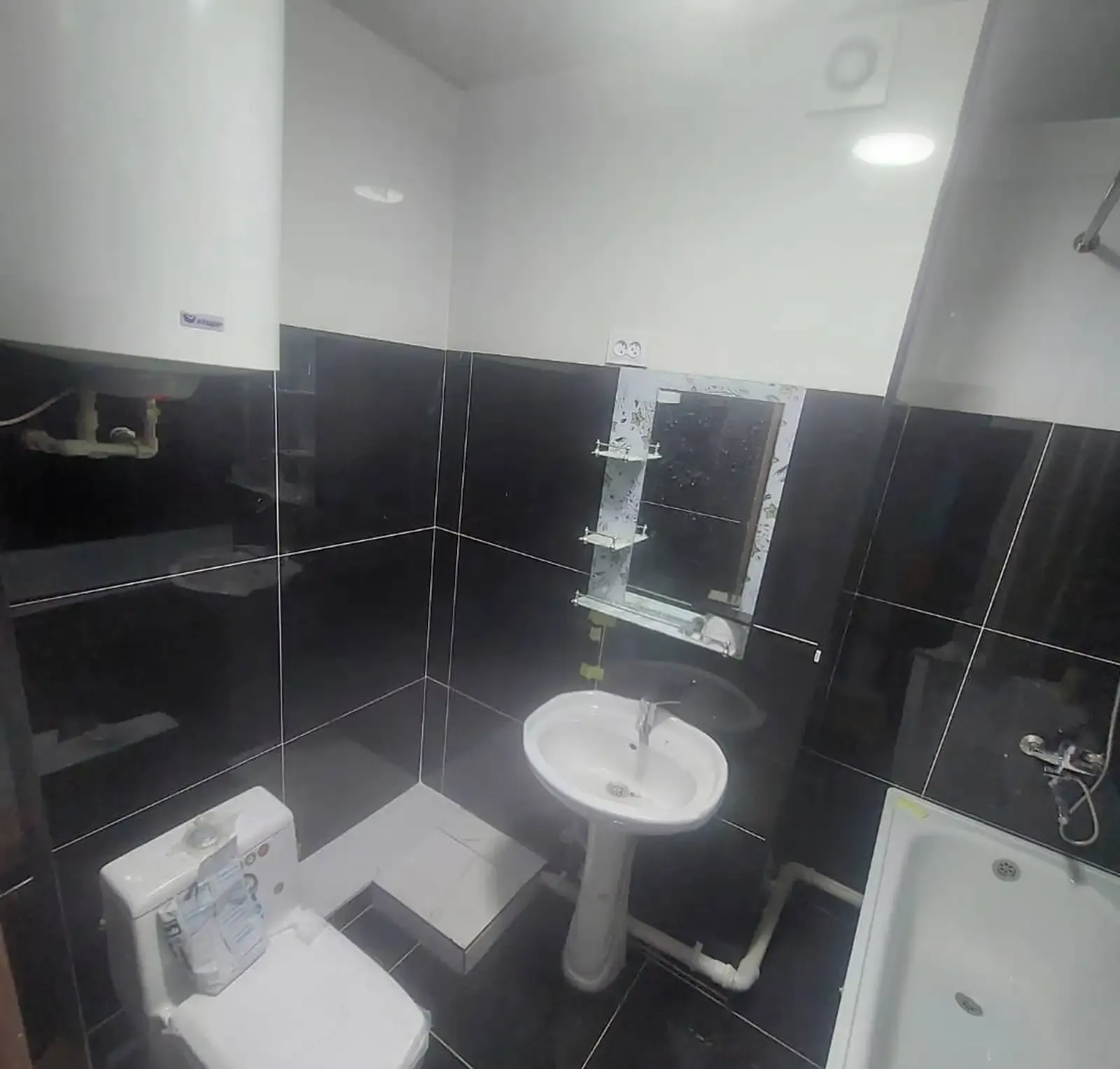 2-комн. квартира, 16 этаж, 60м², Спартак