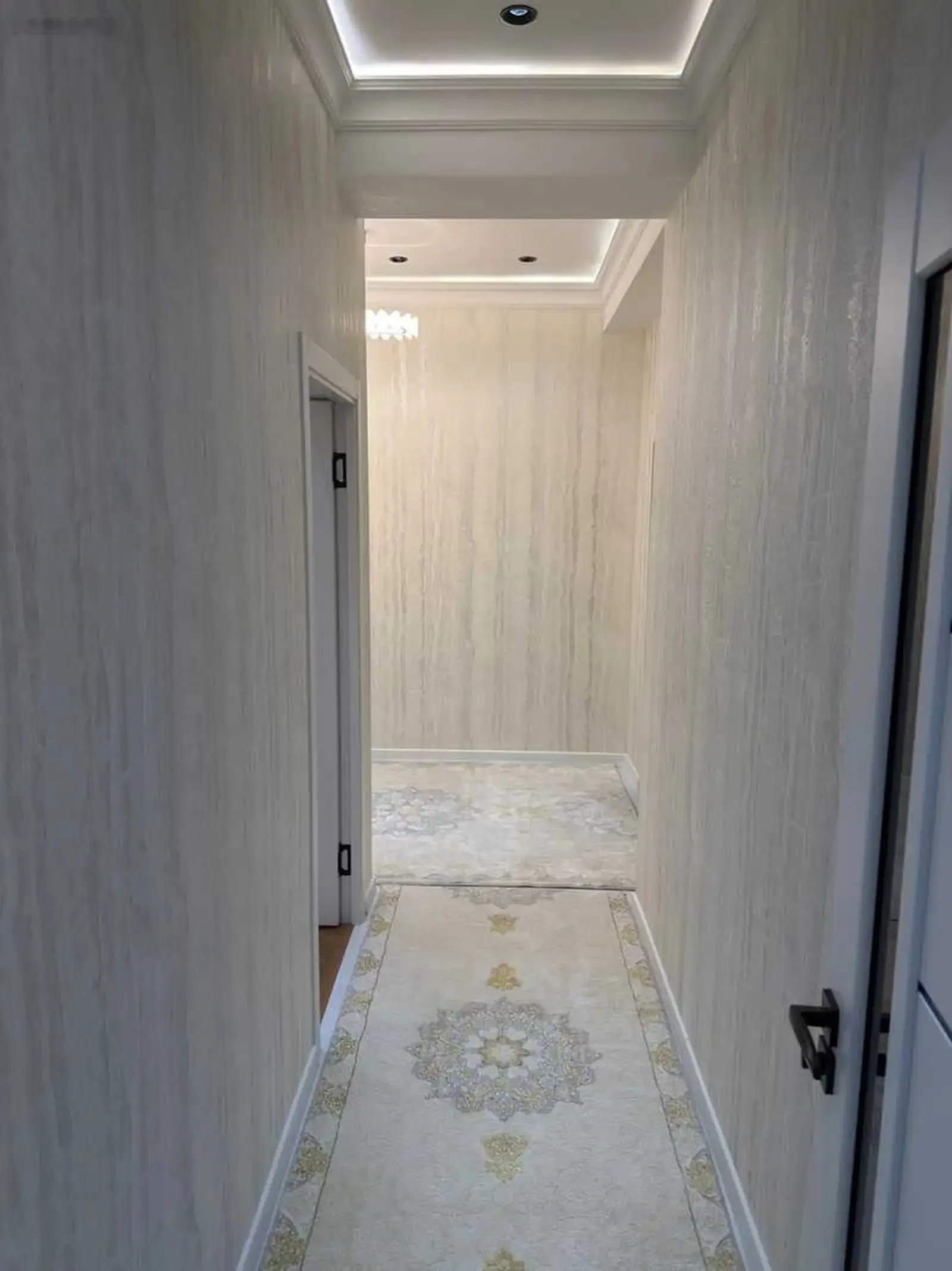 2-комн. квартира, 8 этаж, 60м², Исмоили Сомони, Улица Мамадали Курбонова 1а
