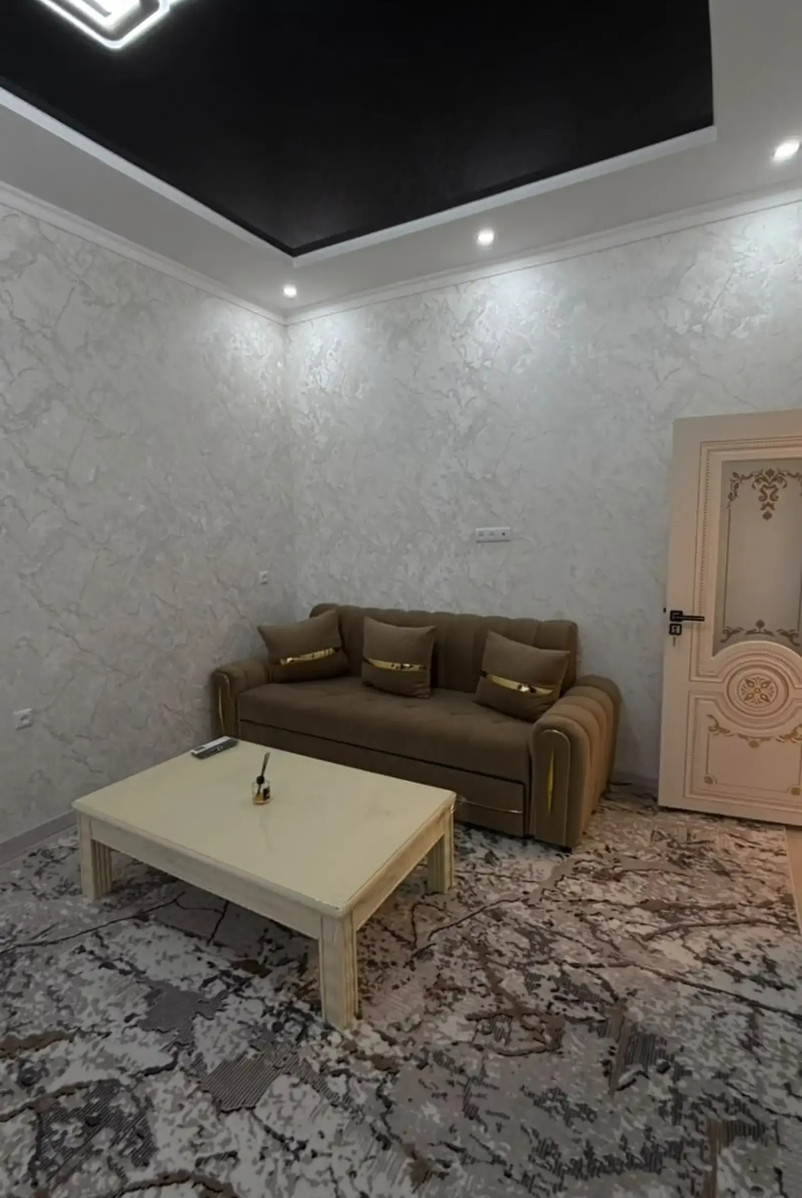 2-комн. квартира, 14 этаж, 50м², пушти Опера