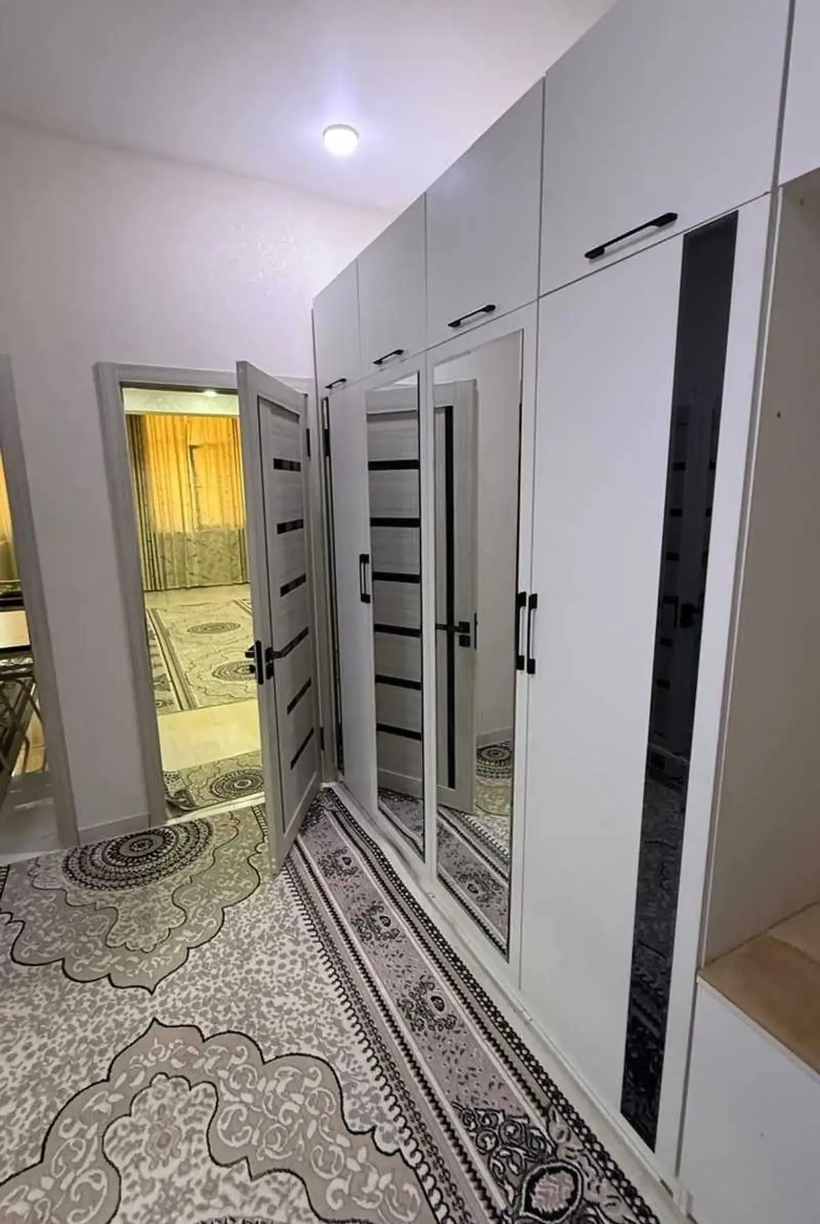 2-комн. квартира, 24 этаж, 58м², шохмансур назди гостиницаи HILTON
