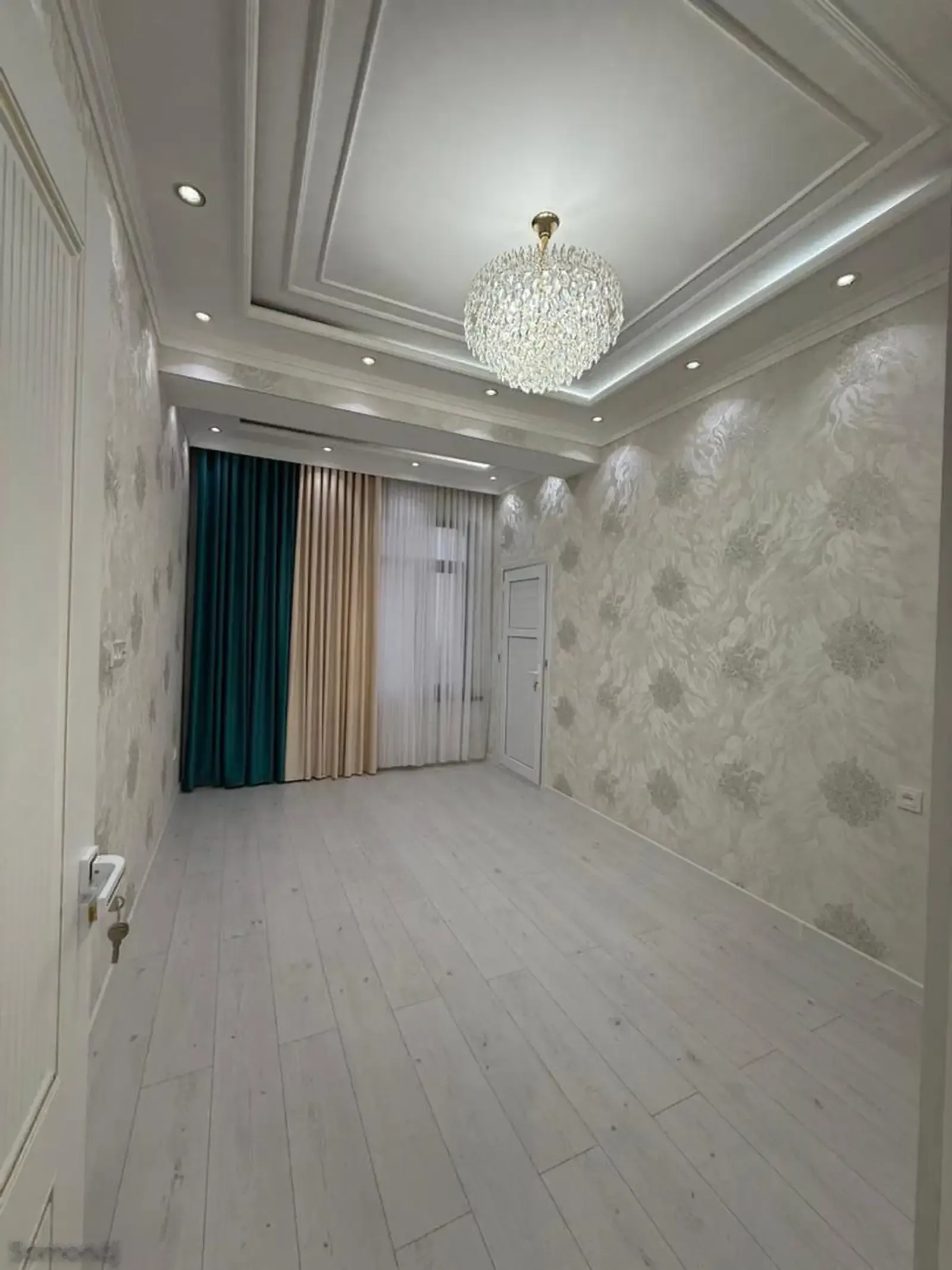 3-комн. квартира, 13 этаж, 80 м², Сино