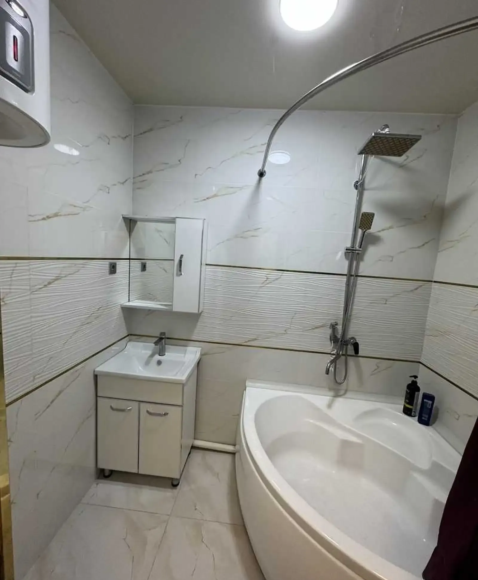 2-комн. квартира, 5 этаж, 62м², Профсоюз