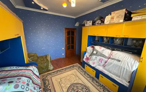 3-комн. квартира, 5 этаж, 140м², Шохмансур