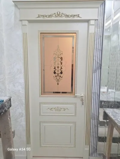 Дверь