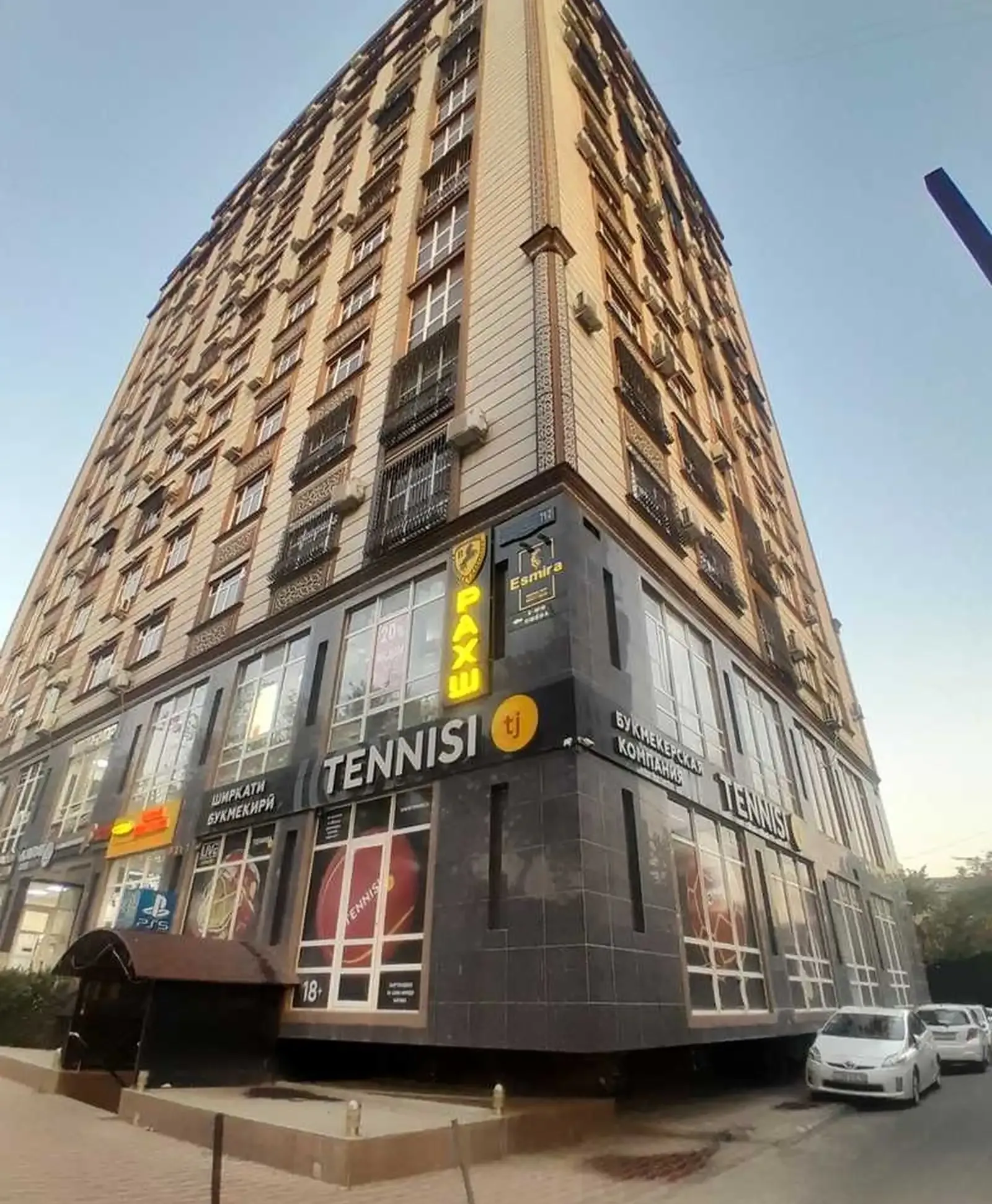 2-комн. квартира, 6 этаж, 98м², 82 МКР Гулдаста
