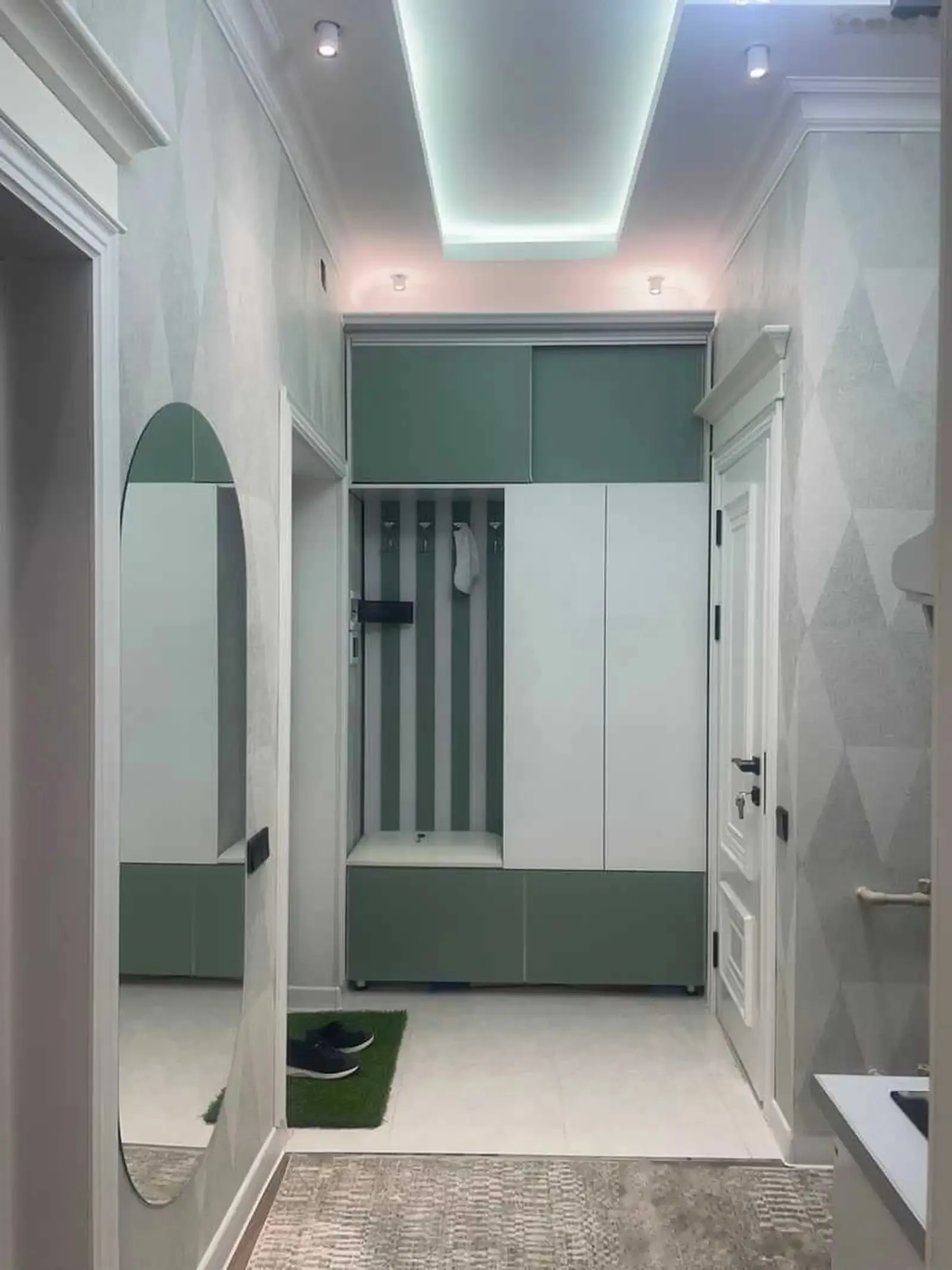 2-комн. квартира, 10 этаж, 55м², Танк, УВД