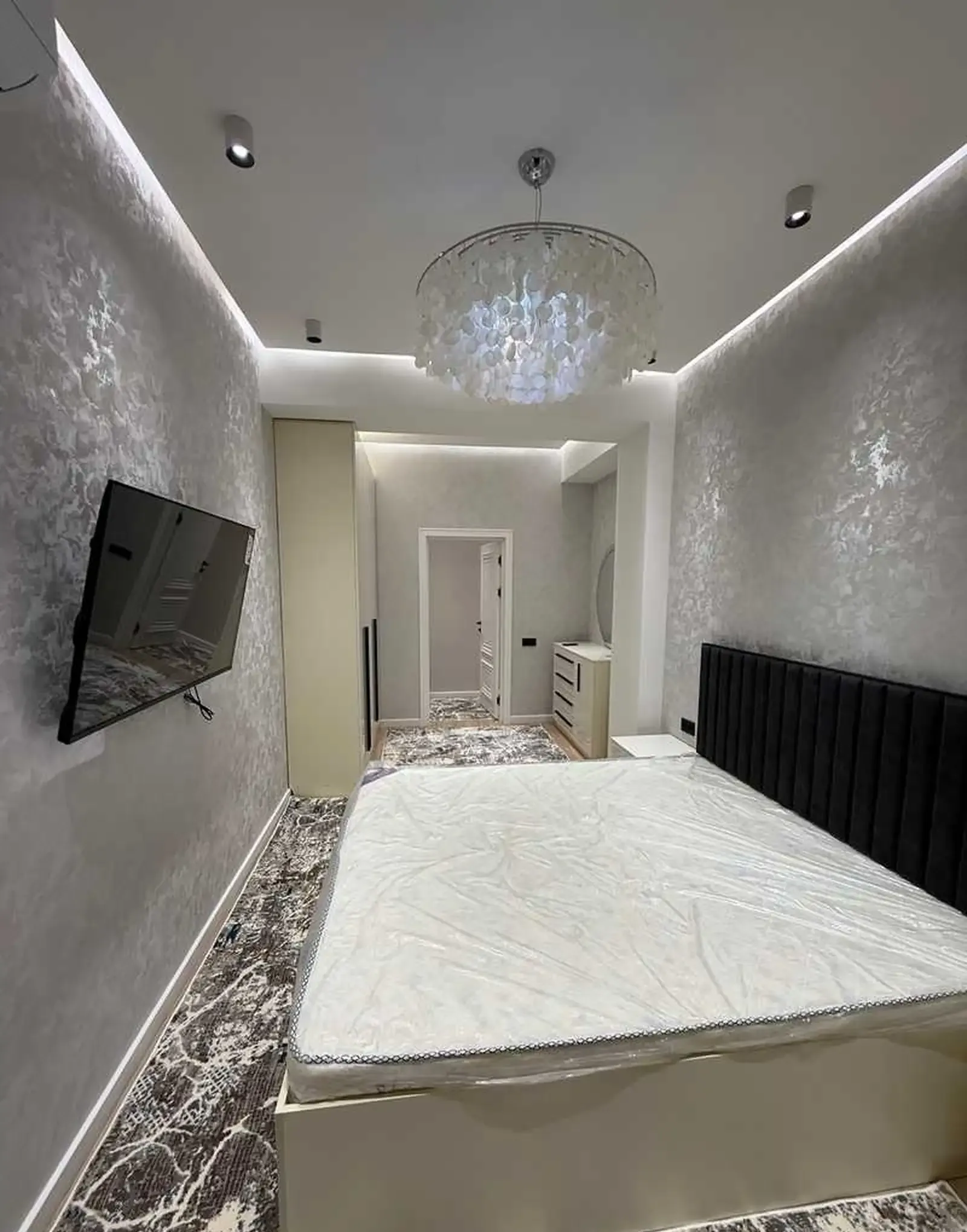 2-комн. квартира, 15 этаж, 85м², 82 мкр