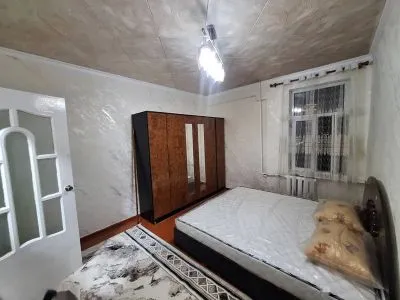 2-комн. квартира, 5 этаж, 60м², Фирдавси
