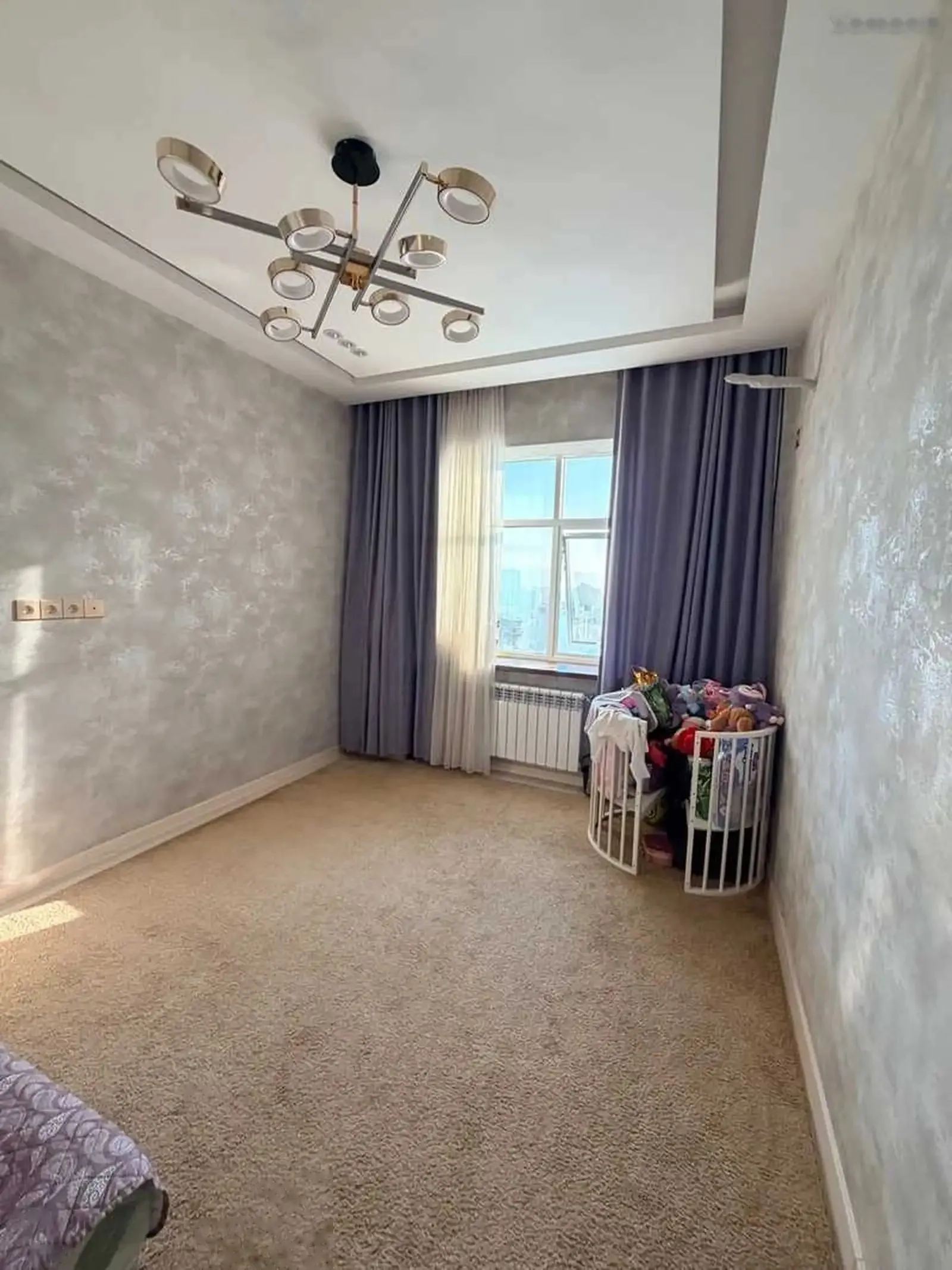3-комн. квартира, 13 этаж, 105м², пайкари 112мкр