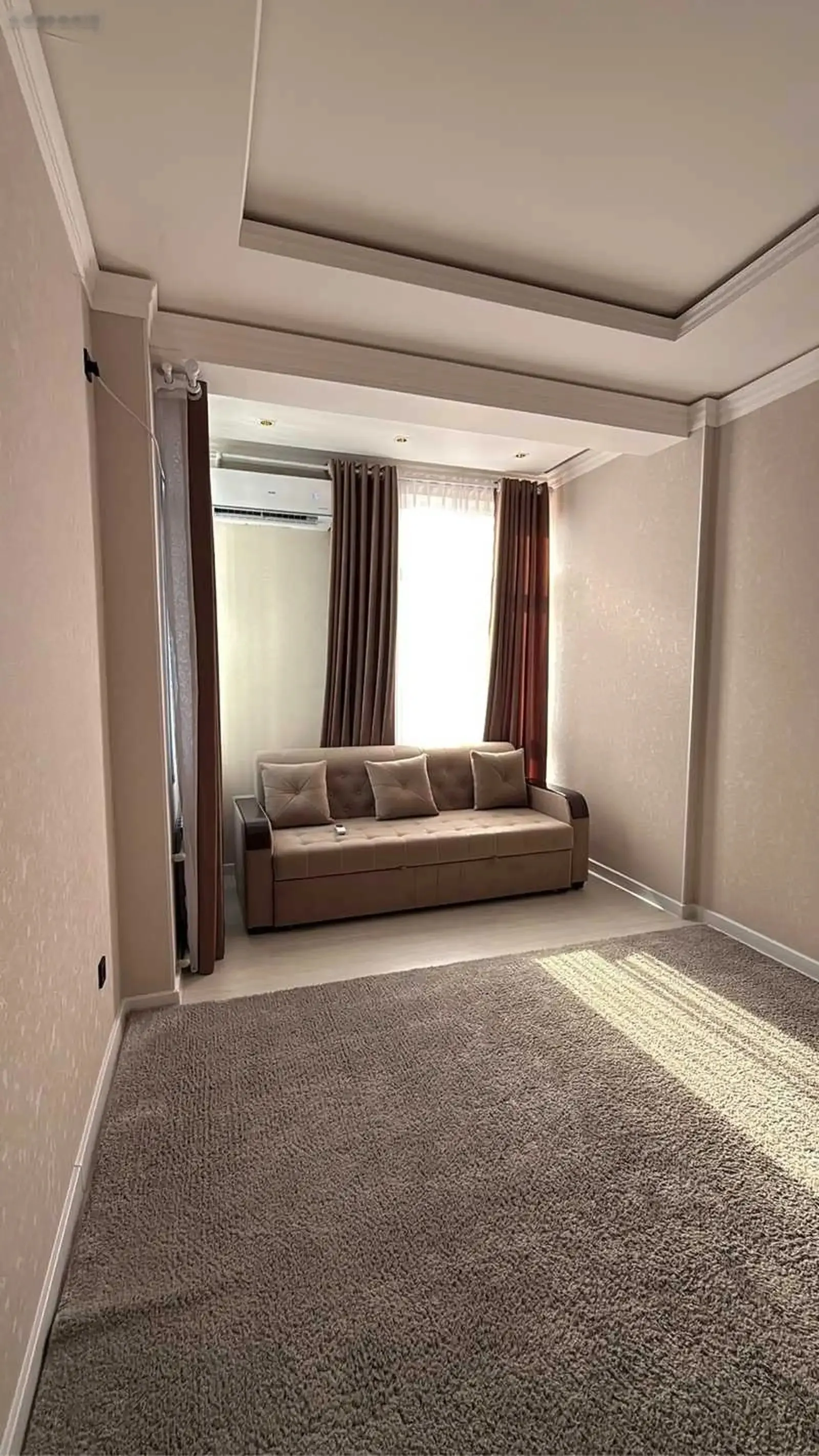 3-комн. квартира, 12 этаж, 100м², Голубой экран