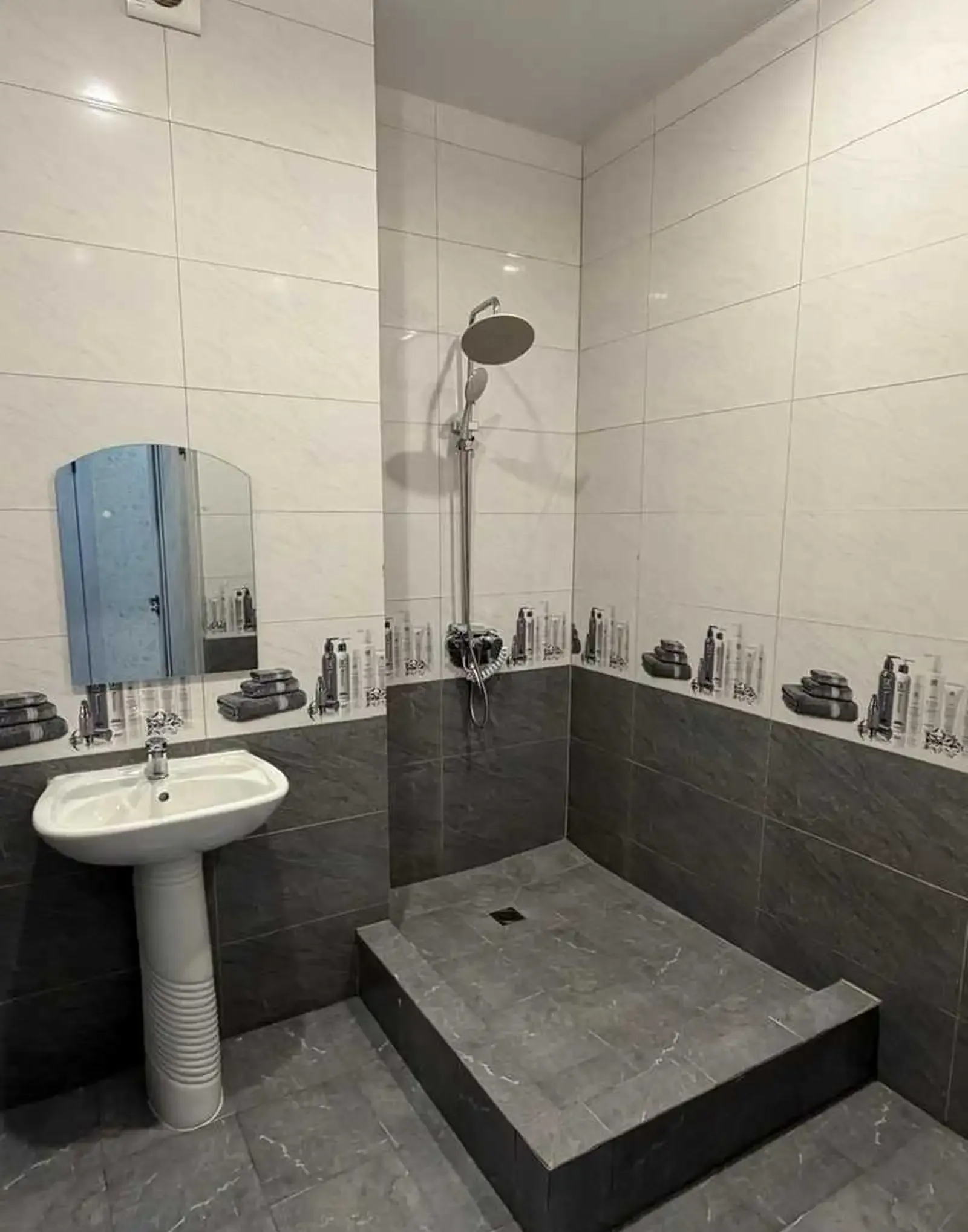 3-комн. квартира, 2 этаж, 87м², Каленин, Масҷиди Қатар