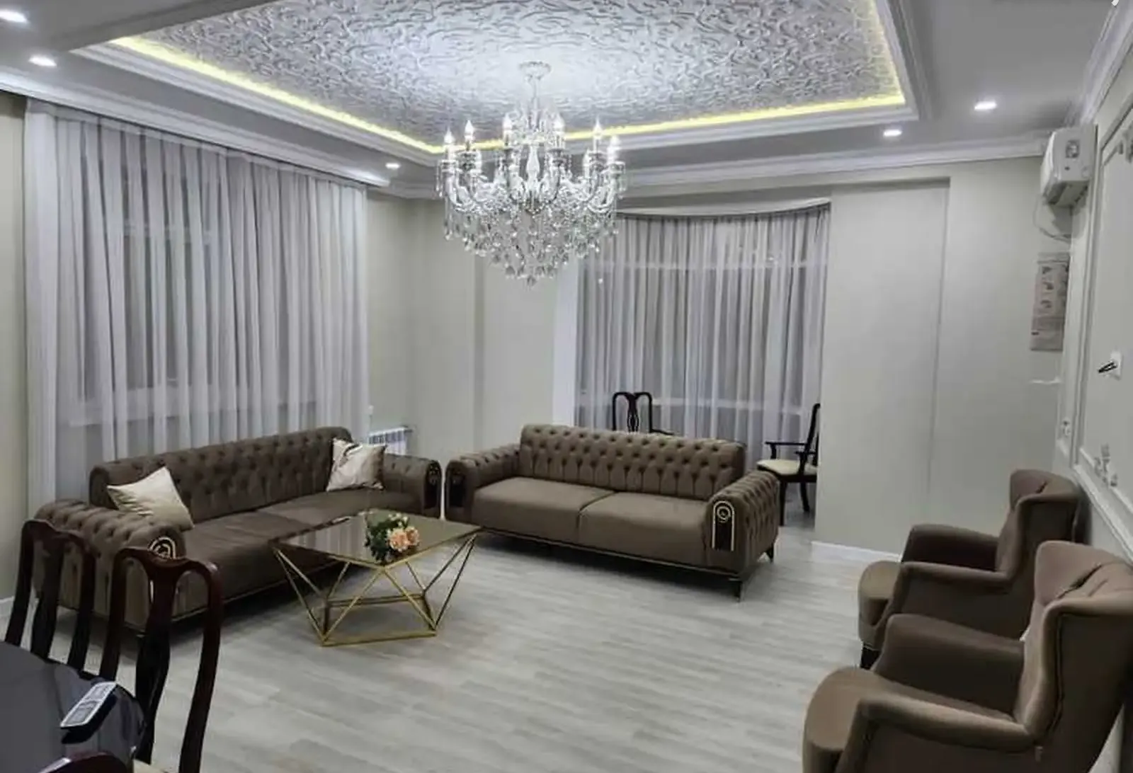 3-комн. квартира, 15 этаж, 137м², Ватан