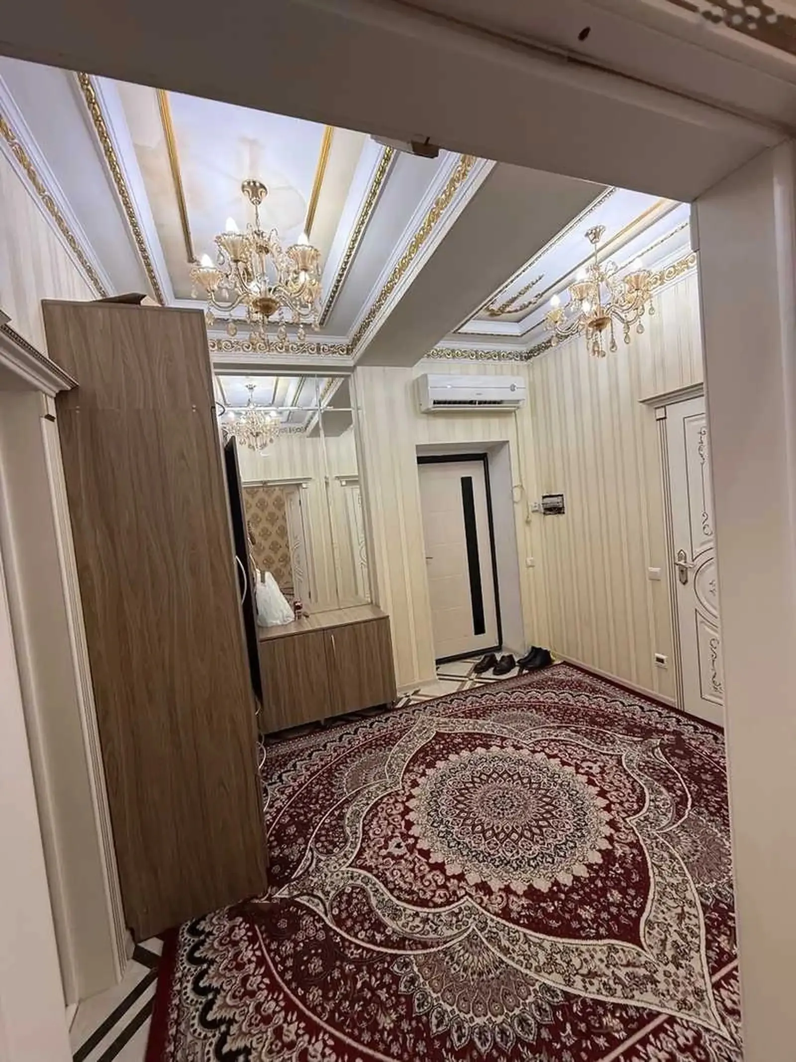 2-комн. квартира, 8 этаж, 75м², 112мкр
