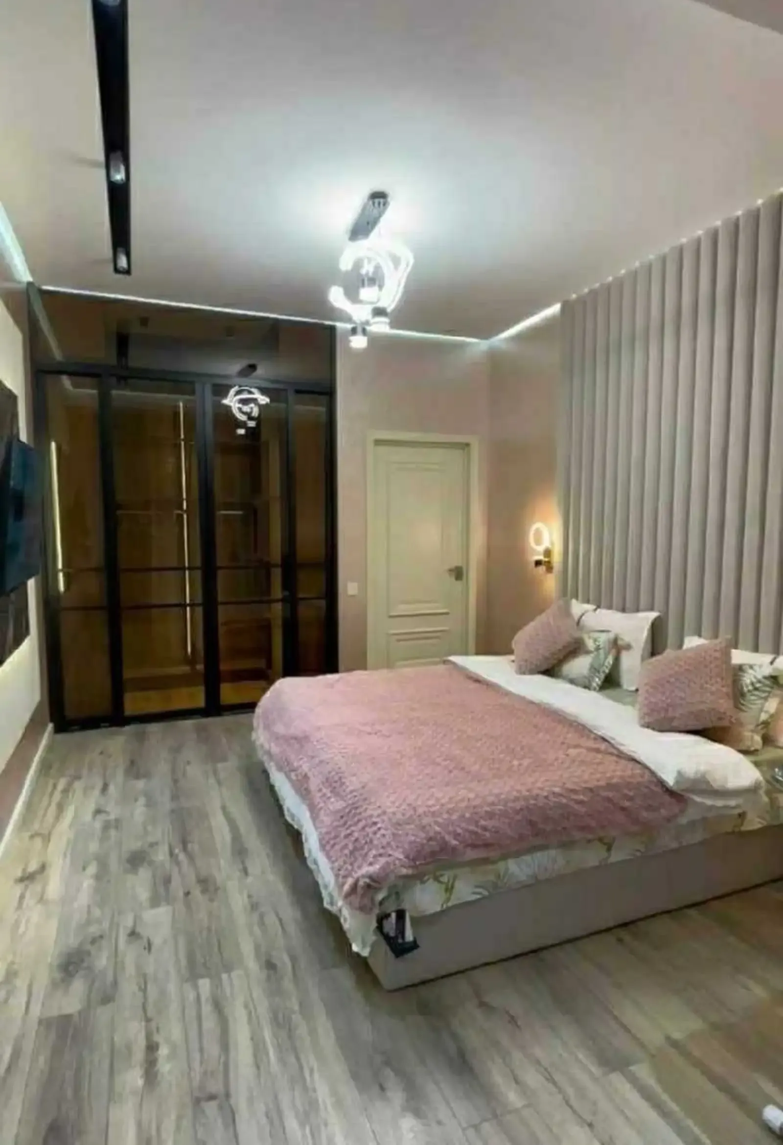 2-комн. квартира, 13 этаж, 93м², Спартак