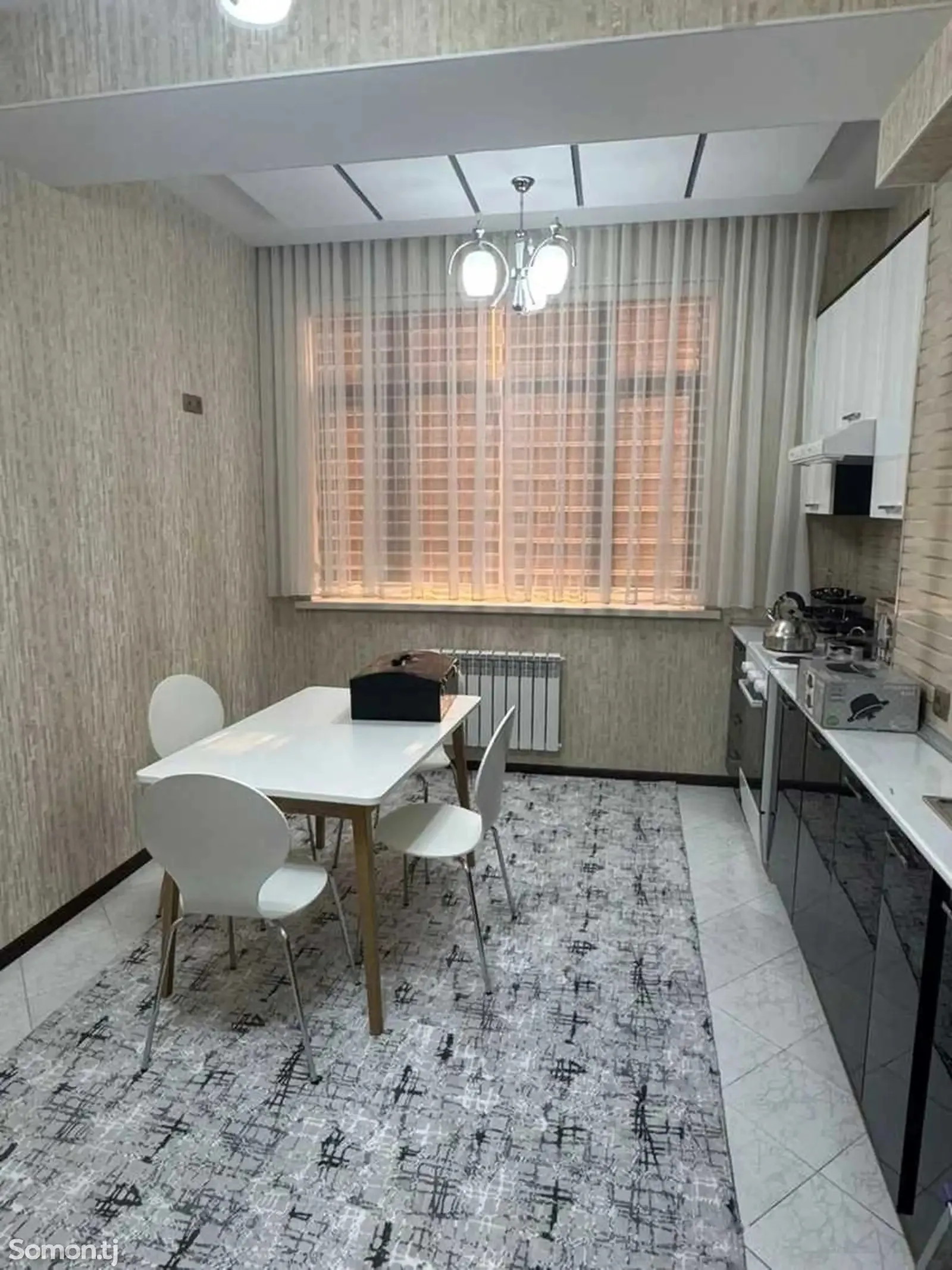 2-комн. квартира, 3 этаж, 70м², Фирдавси
