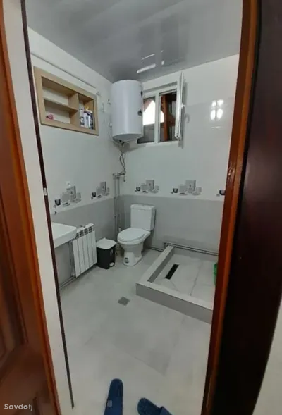 3-комн. квартира, 2 этаж, 110м², Фирдавси