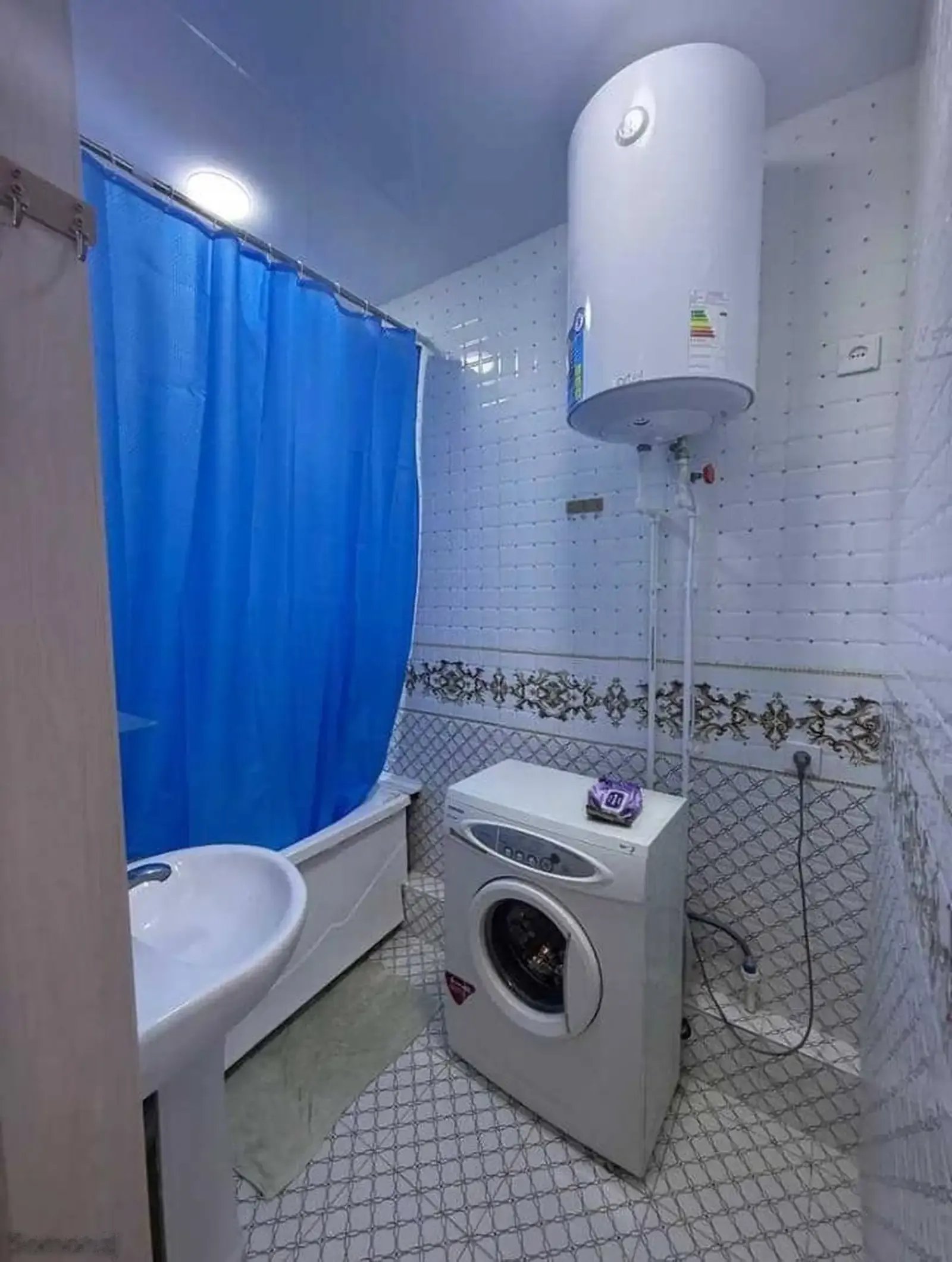 2-комн. квартира, 1 этаж, 52м², 19 микрорайон, Рахими