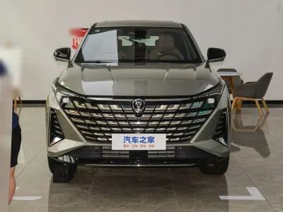 Changan UNI-V 2025