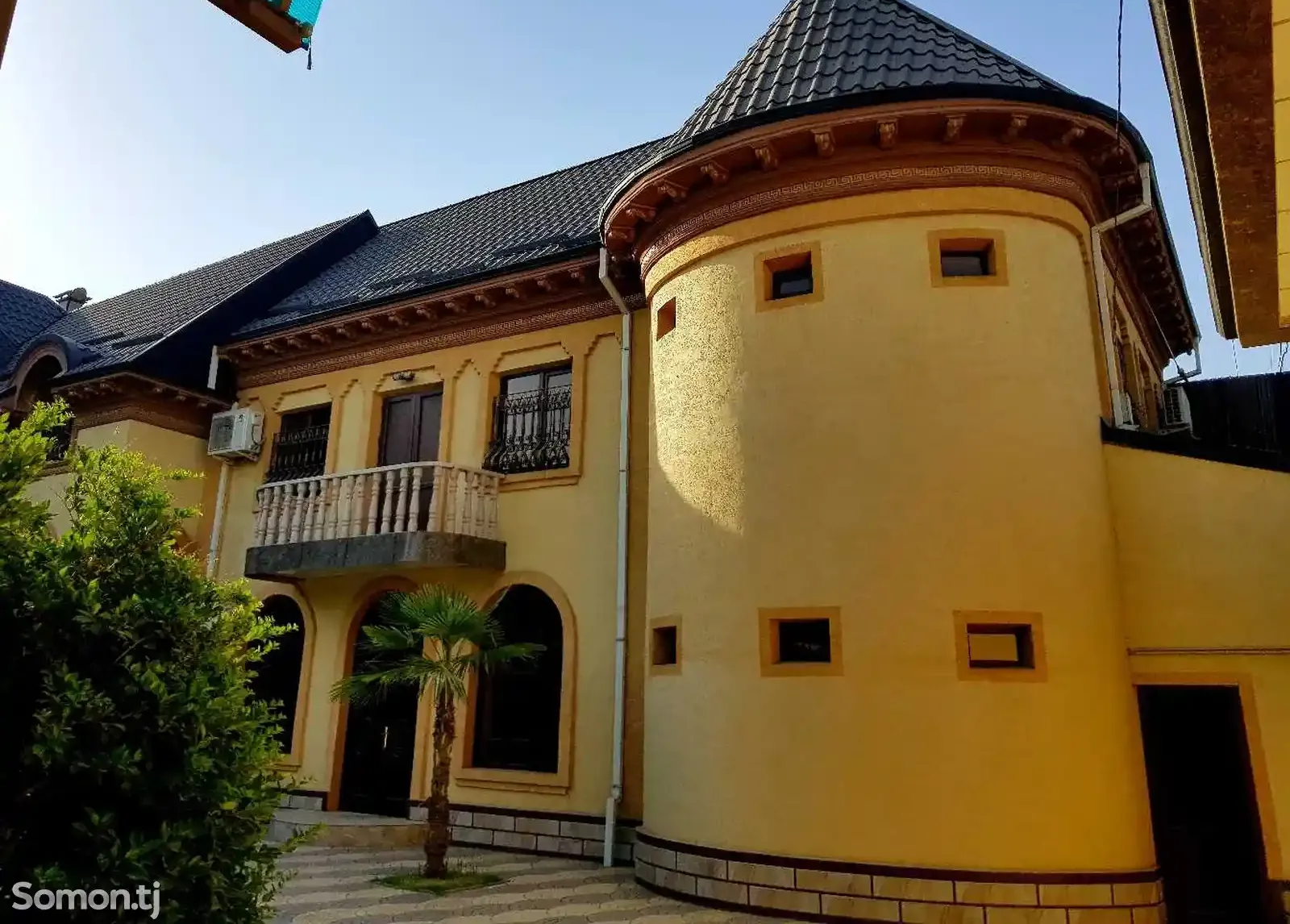 2-этажный, 10 комнатный дом, 800 м², Сомони