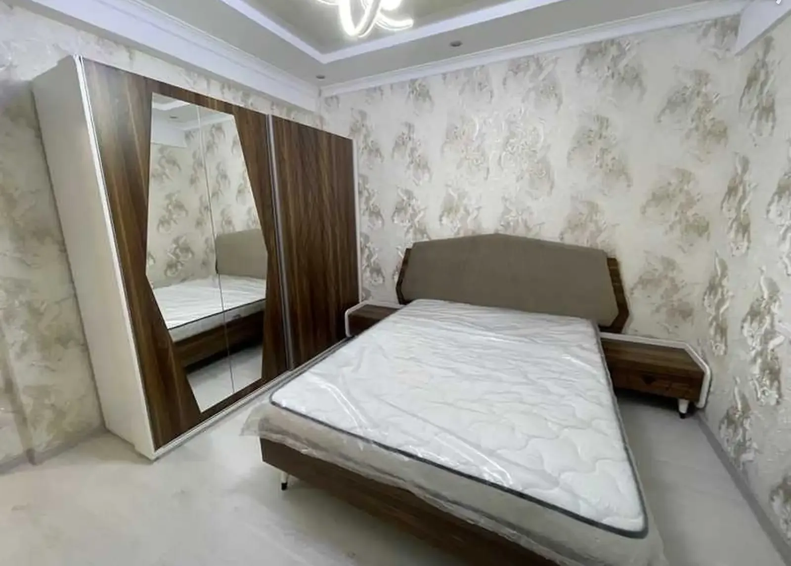 2-комн. квартира, 18 этаж, 70м², Дом печать
