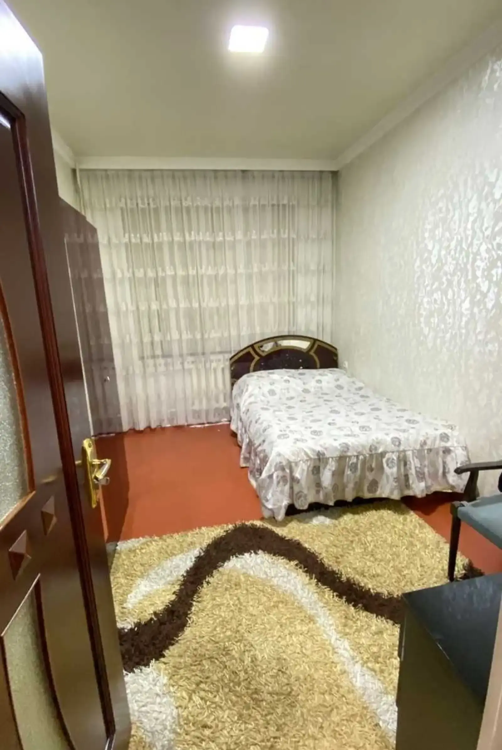 3-комн. квартира, 1 этаж, 75м², шохмансур