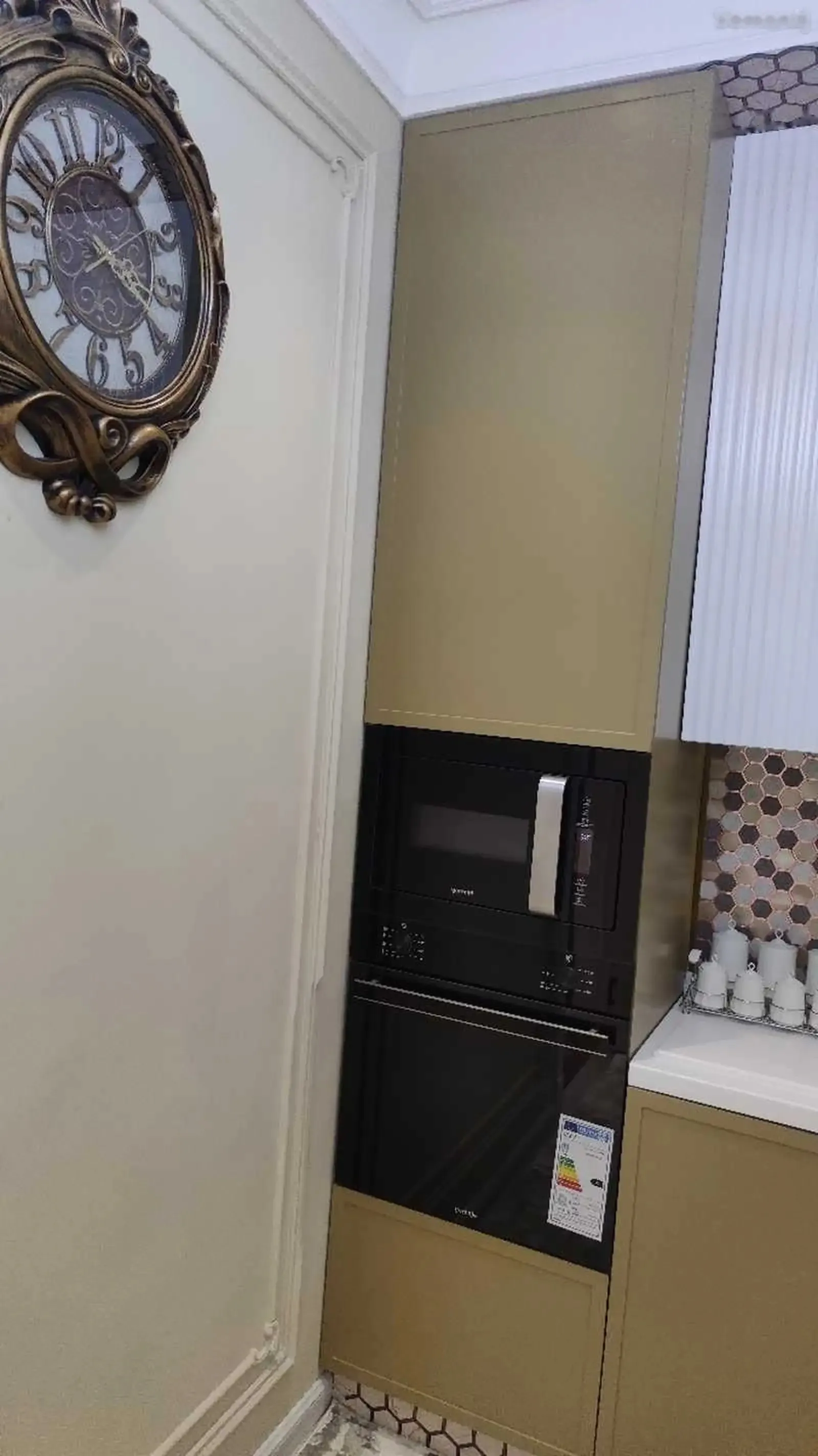 2-комн. квартира, 4 этаж, 65м², зелёный бозор