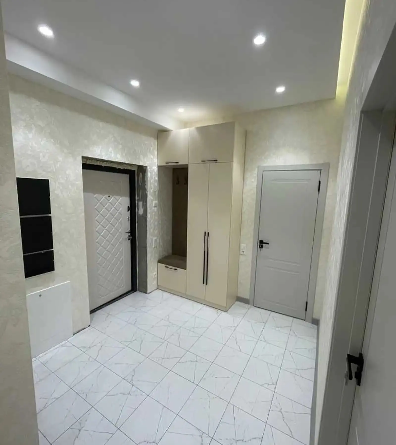 2-комн. квартира, 4 этаж, 80м², И.Сомони