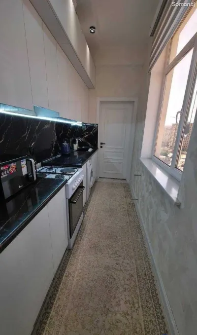 2-комн. квартира, 14 этаж, 83 м², Сино, эстакади 82