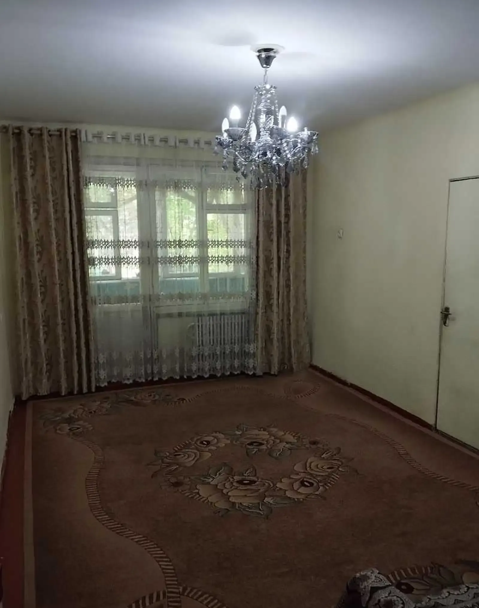 3-комн. квартира, 1 этаж, 85м², Сино