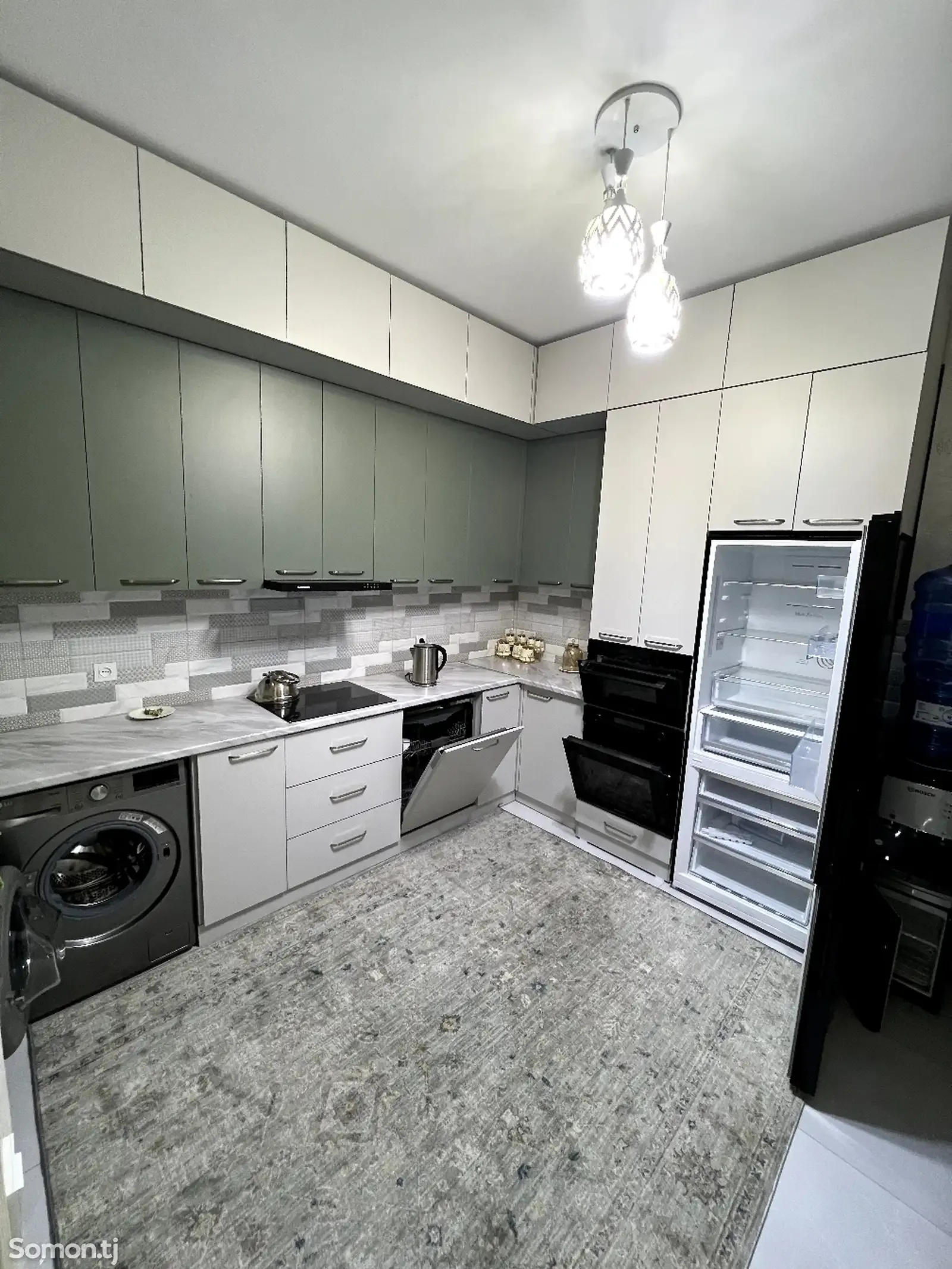 3-комн. квартира, 3 этаж, 100м², Спартак