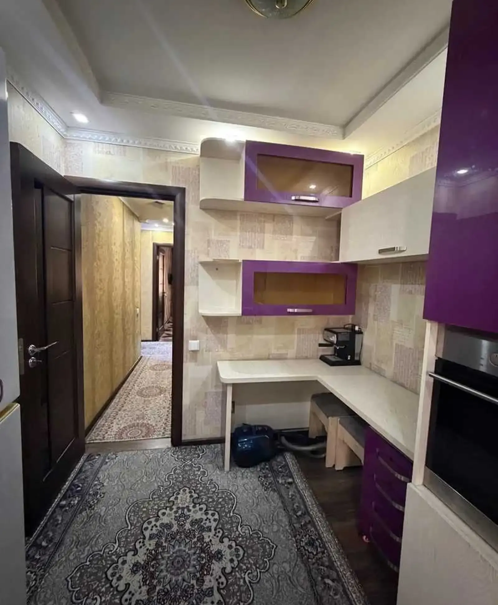 4-комн. квартира, 2 этаж, 100м², Профсоюз, литсеи президенти