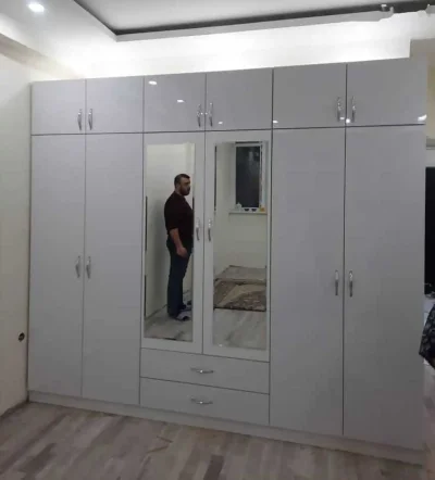 Шифоньер