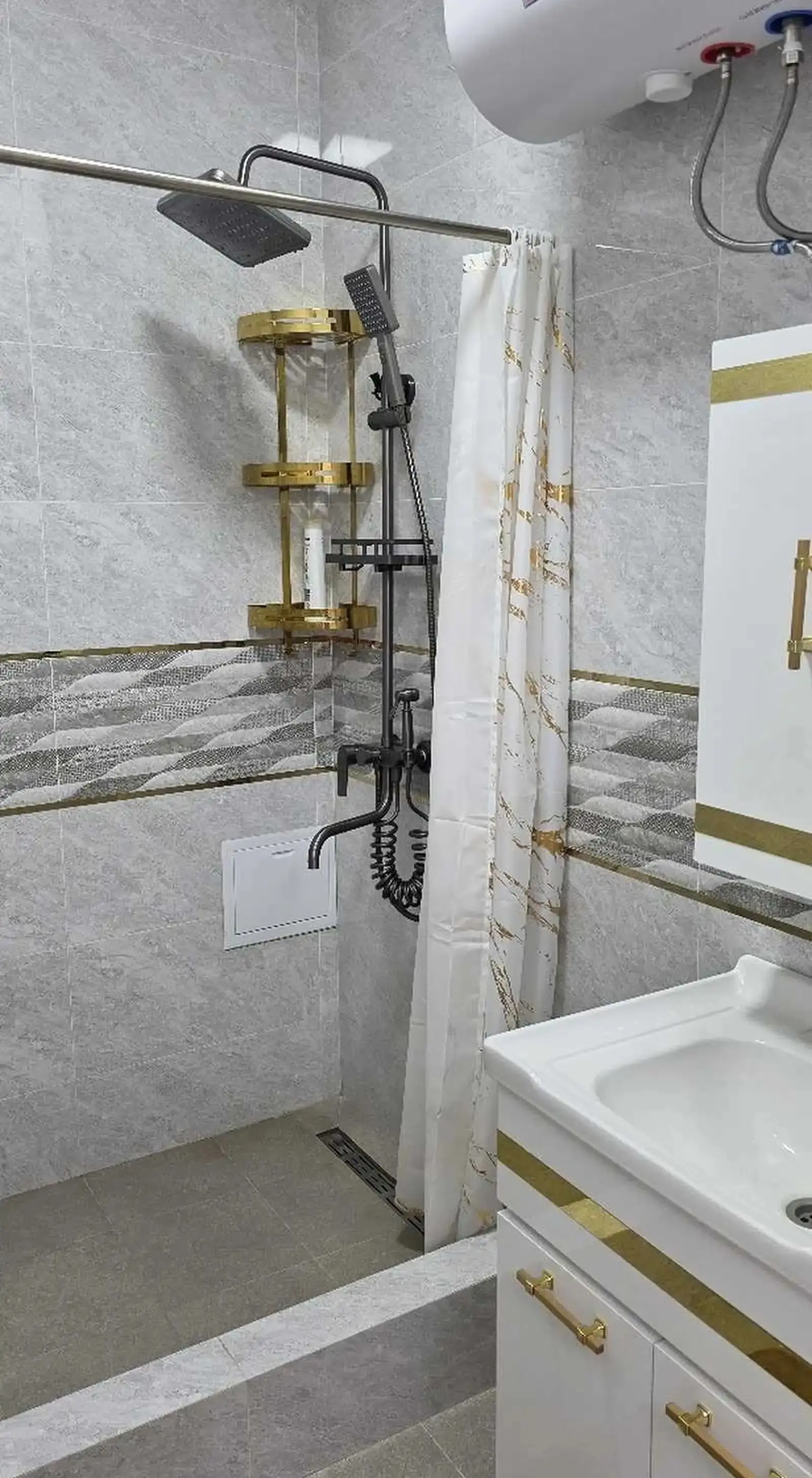 2-комн. квартира, 10 этаж, 76м², Шохмансур