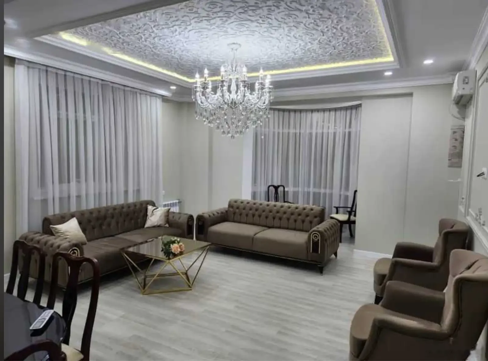 3-комн. квартира, 15 этаж, 135м², Ватан