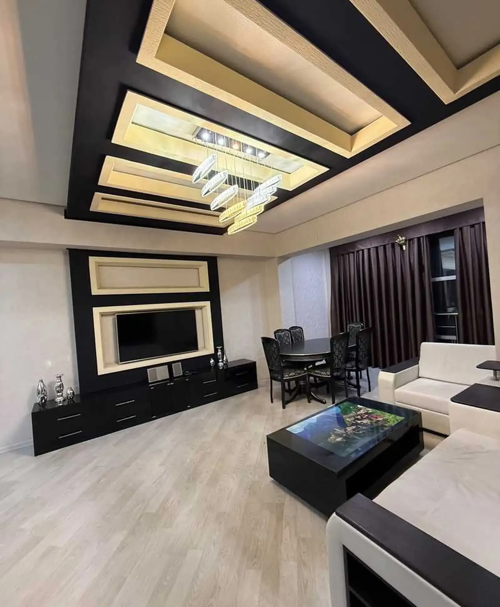 2-комн. квартира, 16 этаж, 100м², Славянский