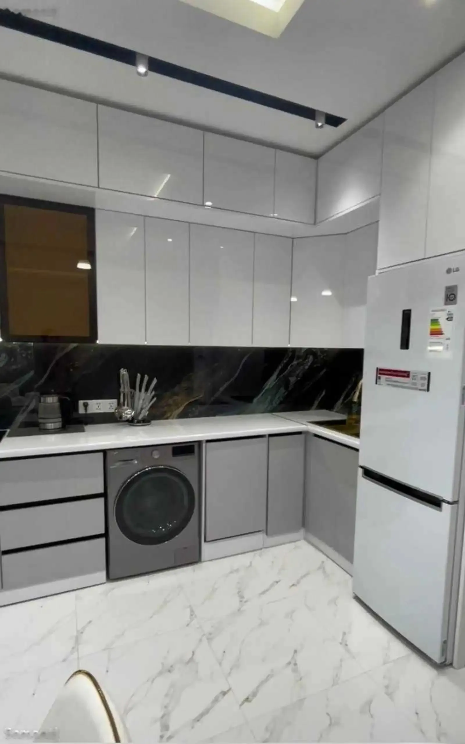 2-комн. квартира, 13 этаж, 93м², Спартак