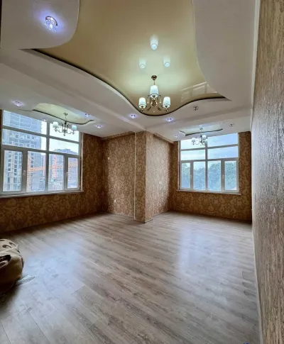 3-комн. квартира, 4 этаж, 95 м², Шохмансур