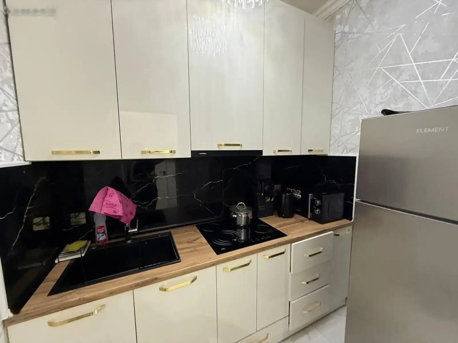 3-комн. квартира, 7 этаж, 64м², 82 мкр, Казокон