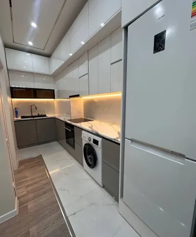 4-комн. квартира, 8 этаж, 85 м², сино